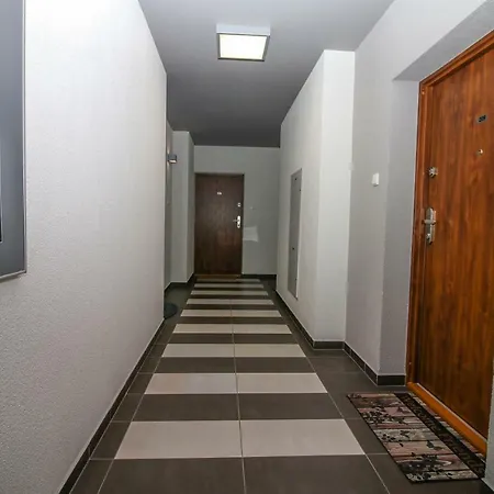 Solna 208 Apartament *